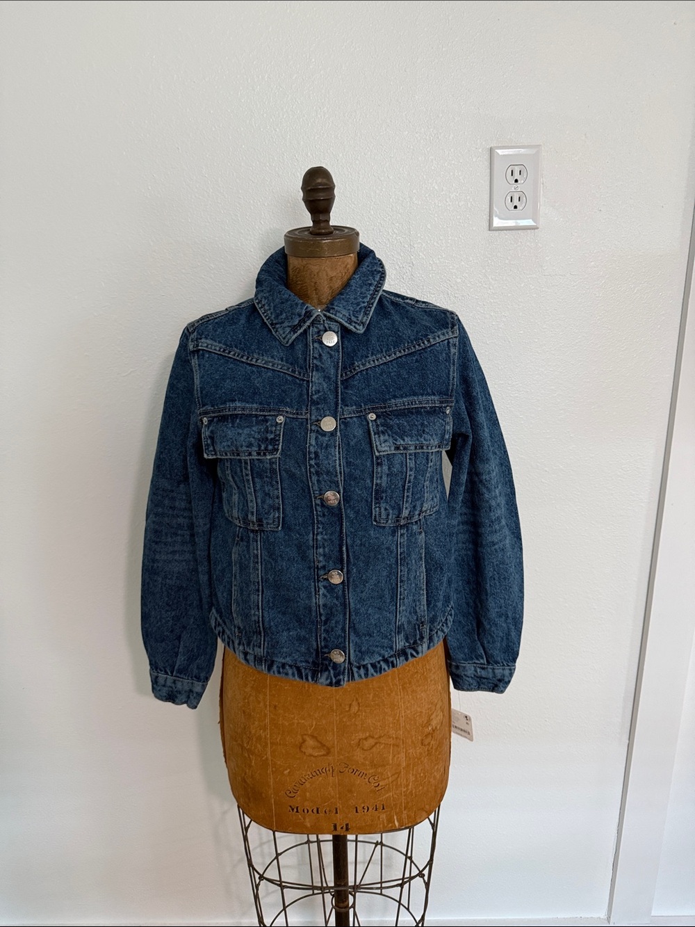 NWT Free People Classic Blue Denim Jacket - Women Size XS - Picture 8 of 12